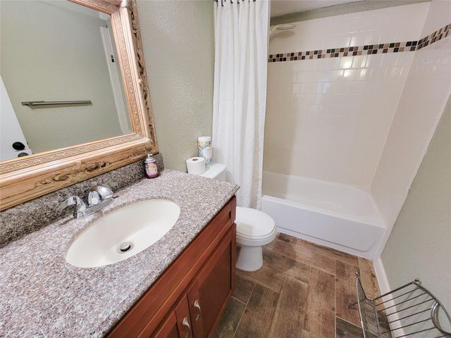 781 Country Place Drive 1047, Houston, TX 77079