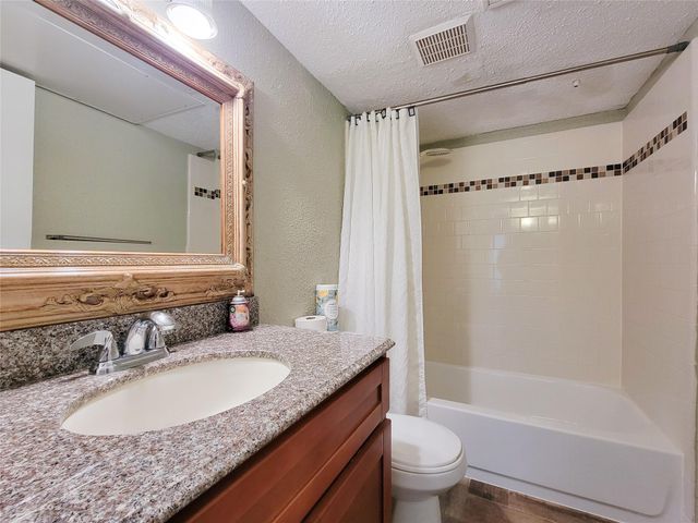 781 Country Place Drive 1047, Houston, TX 77079