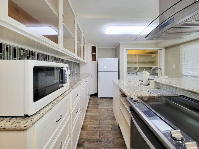 781 Country Place Drive 1047, Houston, TX 77079