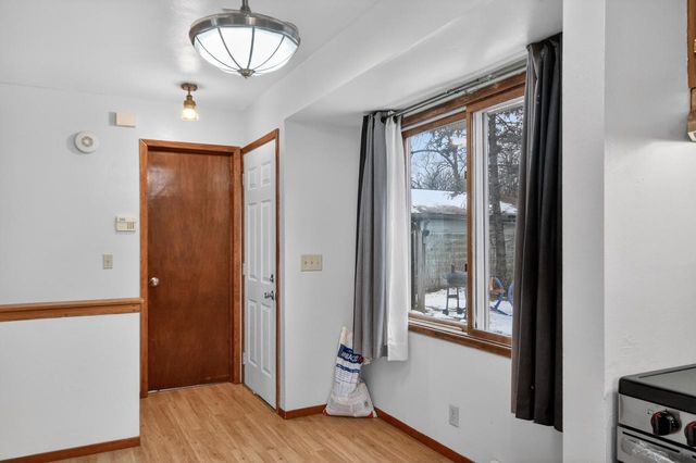 9043 N 86th STREET, Milwaukee, WI 53224