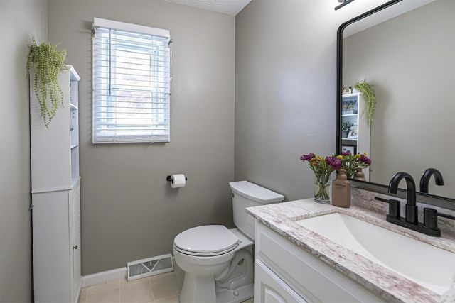 4218 AMHERST Road, Erie, PA 16506