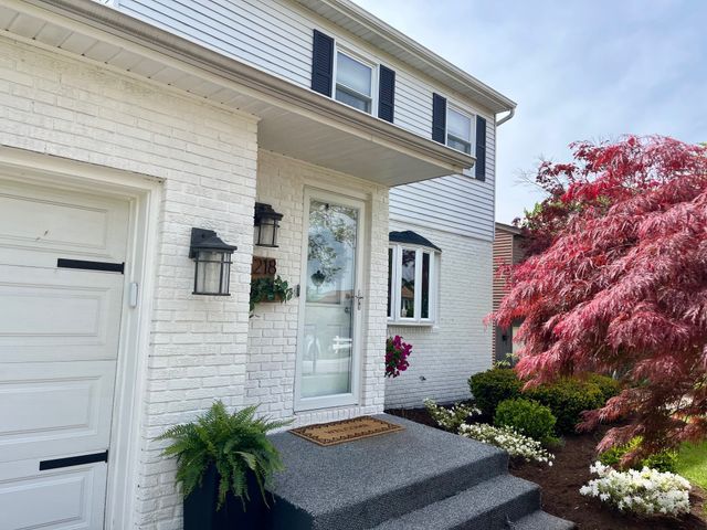 4218 AMHERST Road, Erie, PA 16506