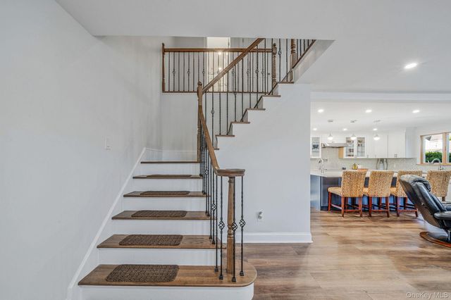 360 Woodside Avenue, Bellport, NY 11713