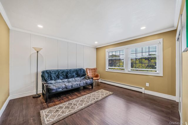 360 Woodside Avenue, Bellport, NY 11713