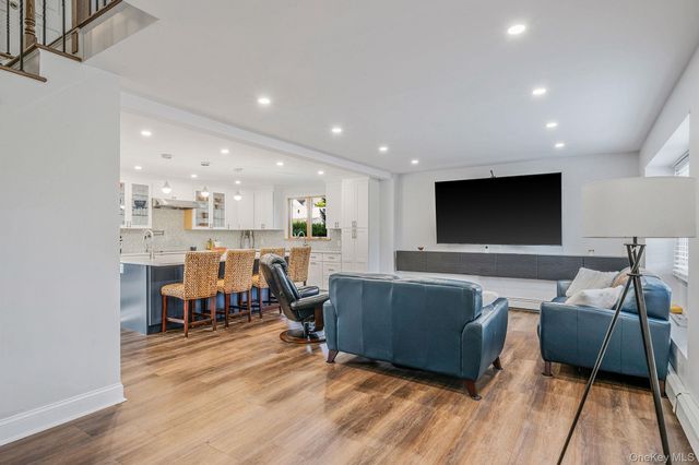 360 Woodside Avenue, Bellport, NY 11713