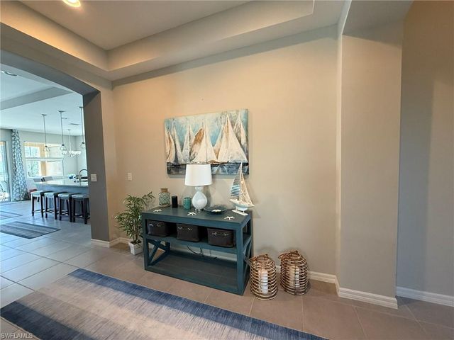 3916 King Edwards ST, Fort Myers, FL 33916