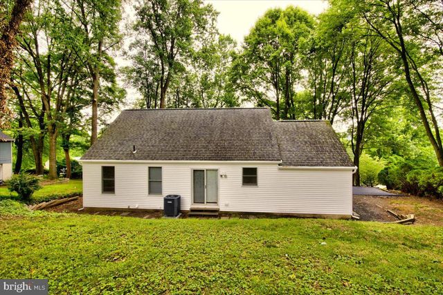 342 SHERRY LN, Coatesville, PA 19320