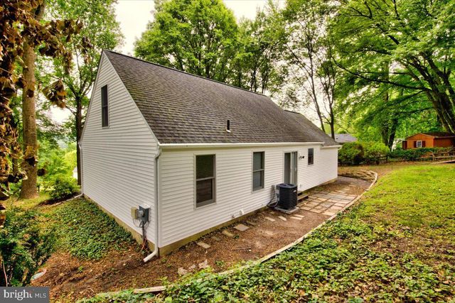 342 SHERRY LN, Coatesville, PA 19320