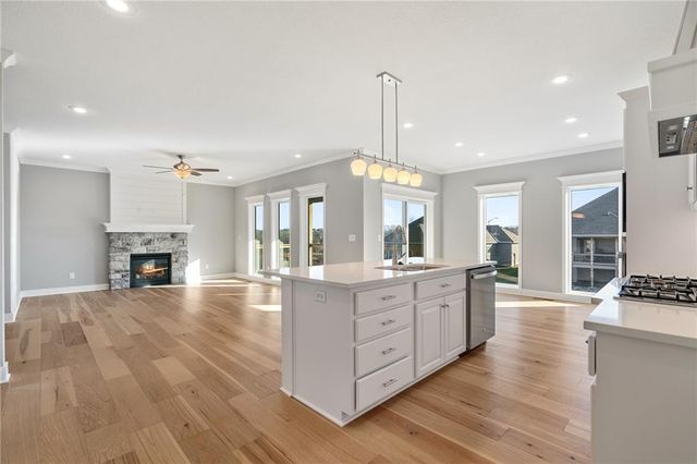 7009 NE 103rd Street, Kansas City, MO 64156