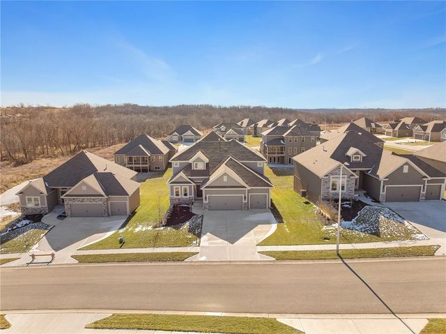 7009 NE 103rd Street, Kansas City, MO 64156