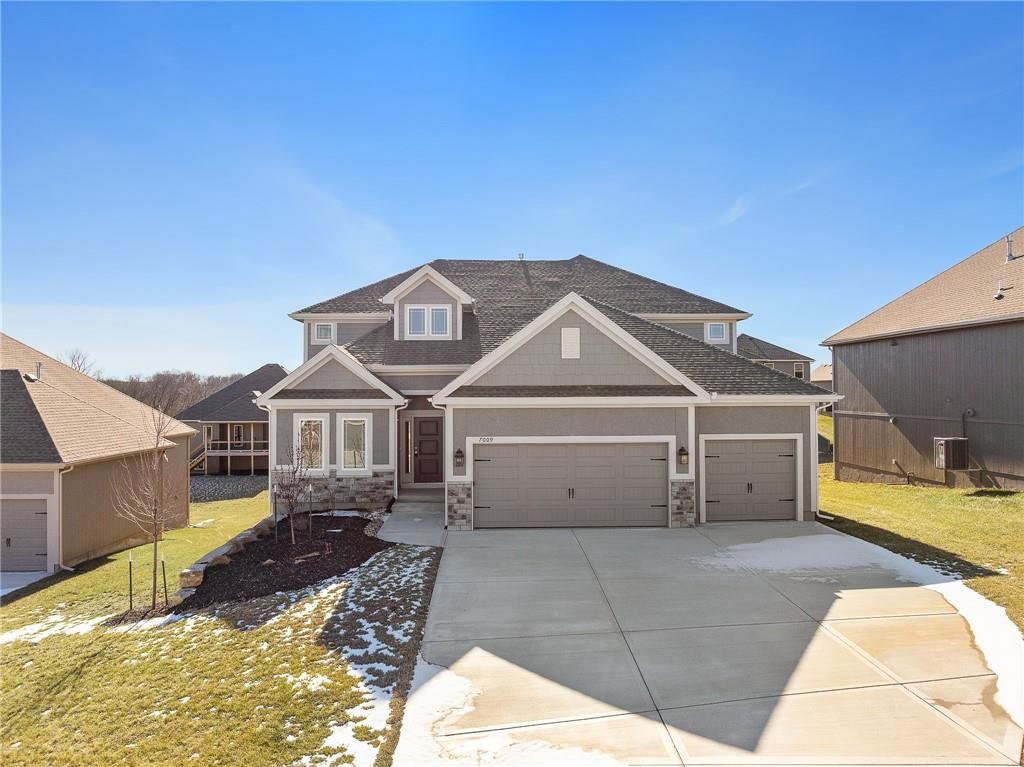 7009 NE 103rd Street, Kansas City, MO 64156