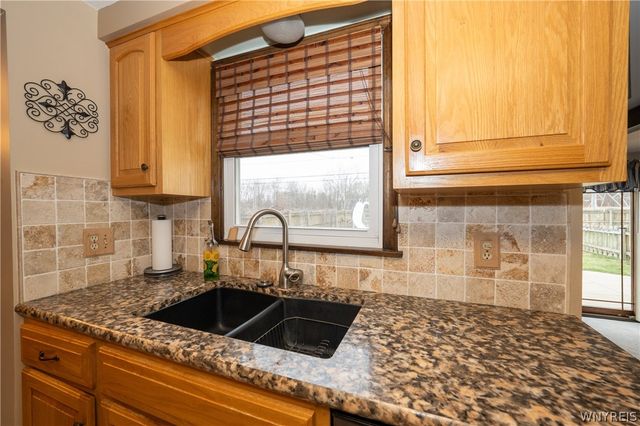 188 Paradise Lane, Tonawanda, NY 14150