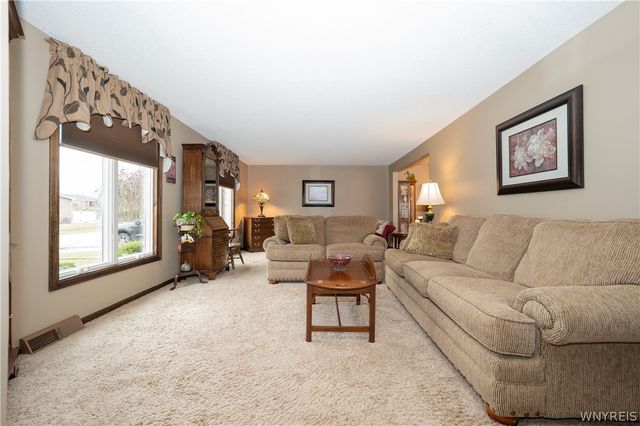 188 Paradise Lane, Tonawanda, NY 14150