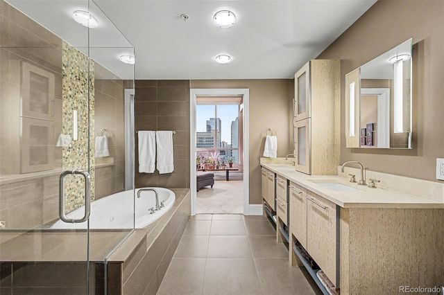 2001 Lincoln Street 1121, Denver, CO 80202