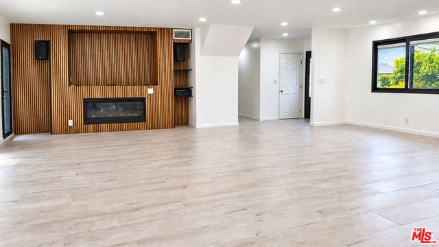 5308 Blanco Avenue, Woodland Hills, CA 91367