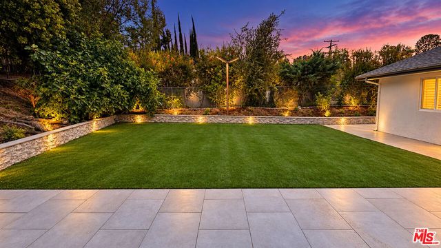 5308 Blanco Avenue, Woodland Hills, CA 91367