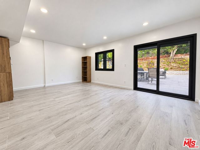 5308 Blanco Avenue, Woodland Hills, CA 91367