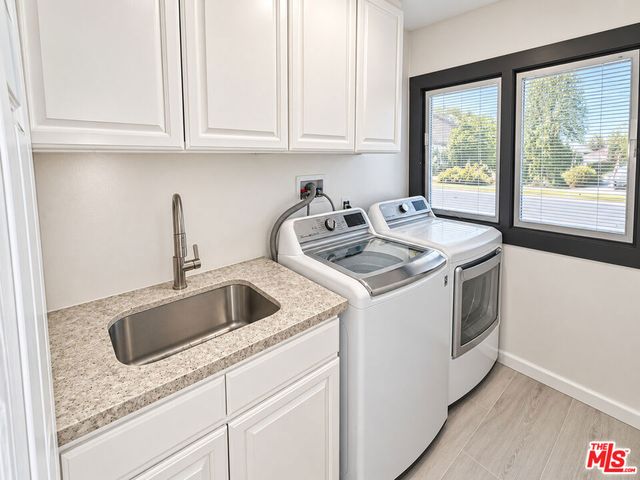 5308 Blanco Avenue, Woodland Hills, CA 91367