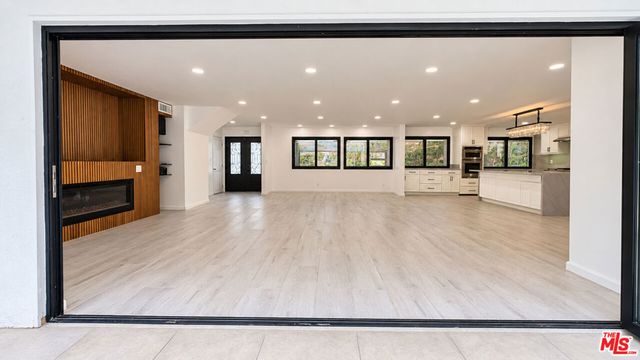 5308 Blanco Avenue, Woodland Hills, CA 91367