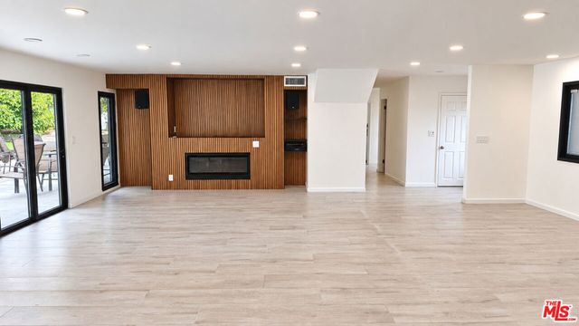 5308 Blanco Avenue, Woodland Hills, CA 91367