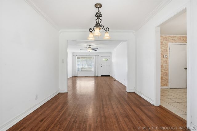 1403 E 49th Place, Tulsa, OK 74105