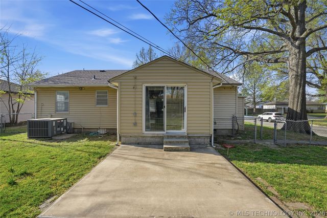 1403 E 49th Place, Tulsa, OK 74105