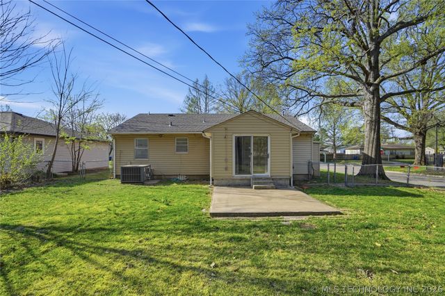 1403 E 49th Place, Tulsa, OK 74105