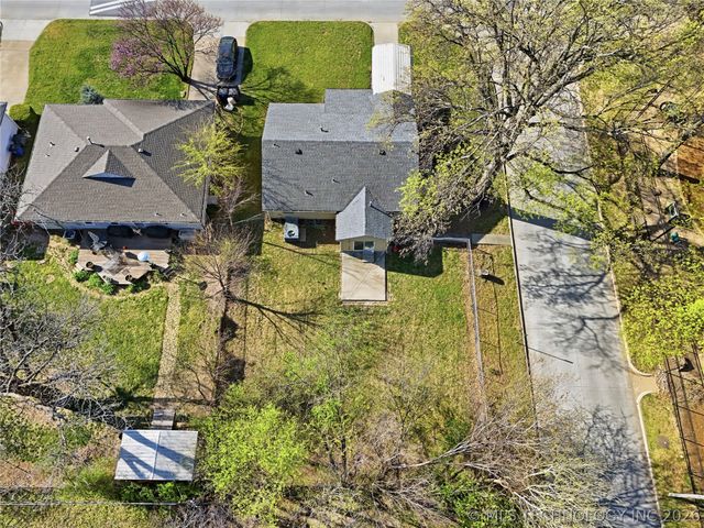 1403 E 49th Place, Tulsa, OK 74105