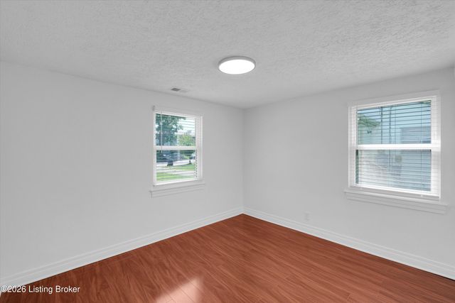 5334 Buckner Ave, Louisville, KY 40214