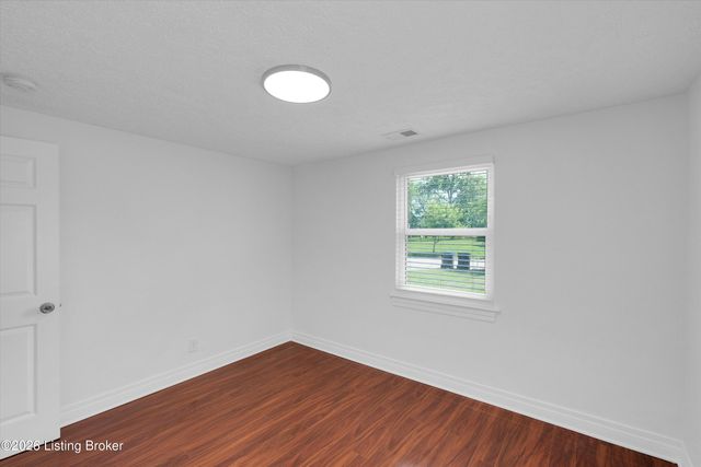 5334 Buckner Ave, Louisville, KY 40214