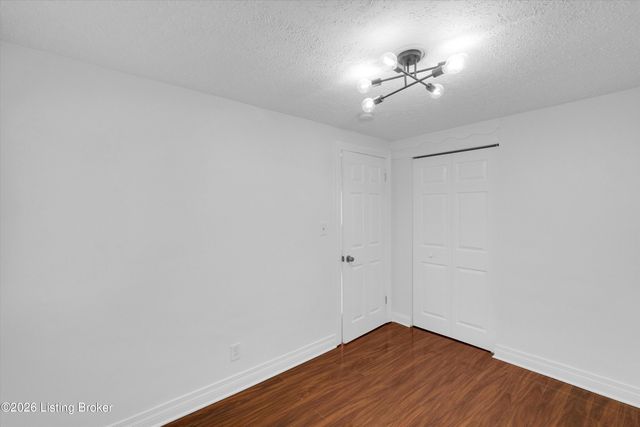5334 Buckner Ave, Louisville, KY 40214