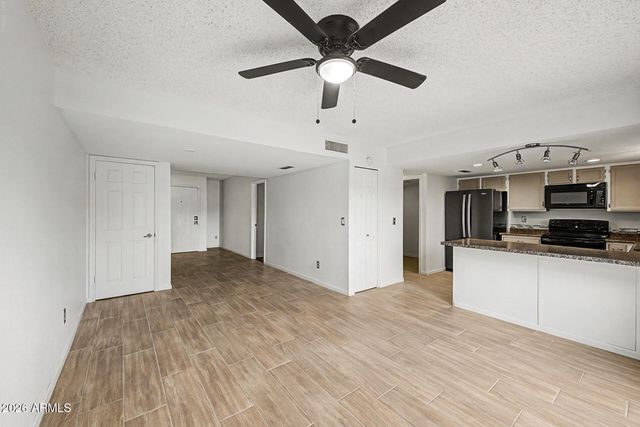 5816 W CROCUS Drive, Glendale, AZ 85306