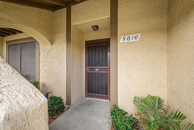 5816 W CROCUS Drive, Glendale, AZ 85306