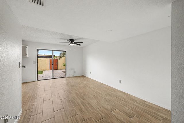 5816 W CROCUS Drive, Glendale, AZ 85306