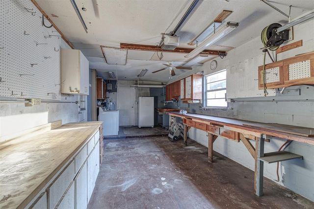 2213 W PILAKLAKAHA AVENUE, Auburndale, FL 33823