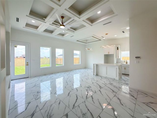 2306 Tamarindo Street E, Hidalgo, TX 78557