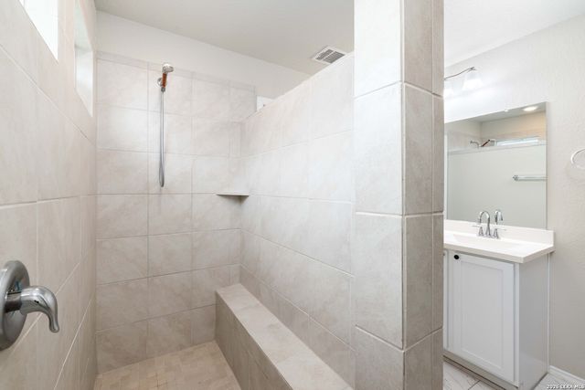 9118 Longhorn Park, Converse, TX 78109