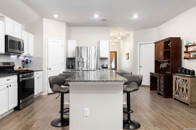 9118 Longhorn Park, Converse, TX 78109