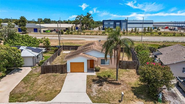 904 16TH STREET E, Palmetto, FL 34221