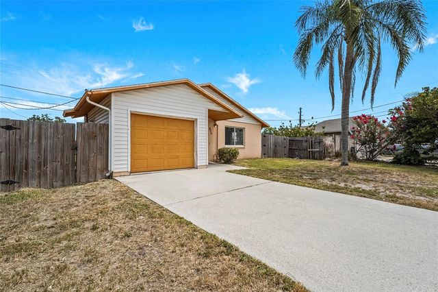 904 16TH STREET E, Palmetto, FL 34221