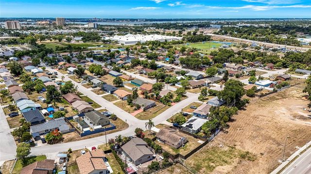 904 16TH STREET E, Palmetto, FL 34221