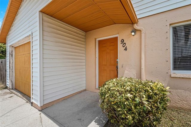 904 16TH STREET E, Palmetto, FL 34221