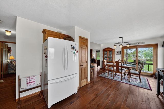66175 South Drive, Cassopolis, MI 49031