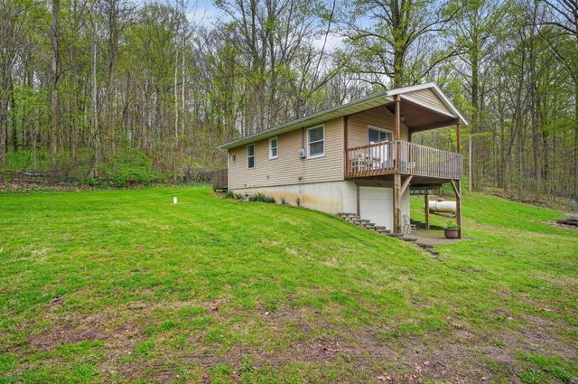 66175 South Drive, Cassopolis, MI 49031