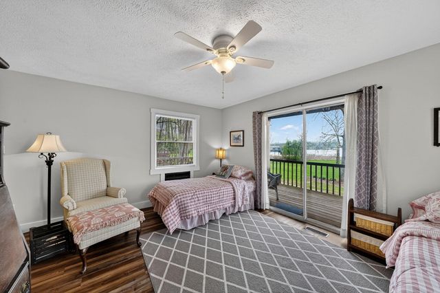 66175 South Drive, Cassopolis, MI 49031