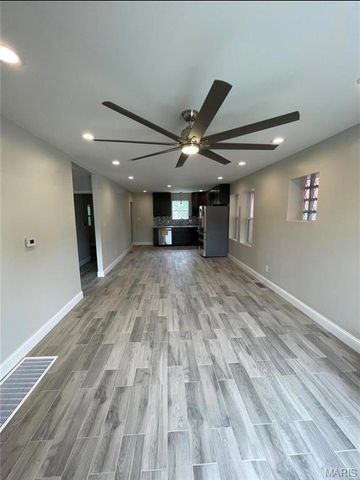 3502 Lincoln Avenue, St Louis, MO 63121