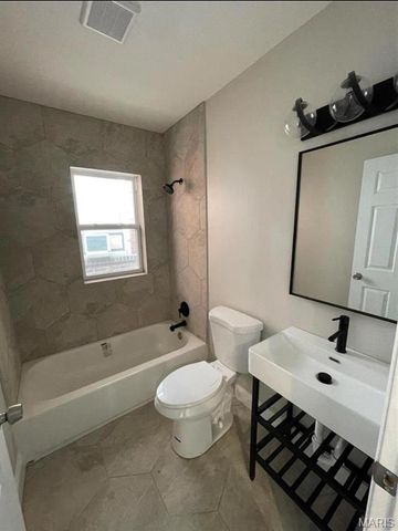 3502 Lincoln Avenue, St Louis, MO 63121