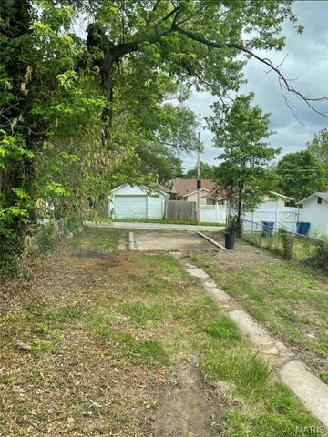 3502 Lincoln Avenue, St Louis, MO 63121