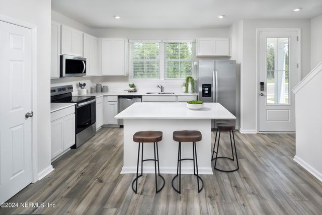 47 DOWNING Drive, St. Johns, FL 32259