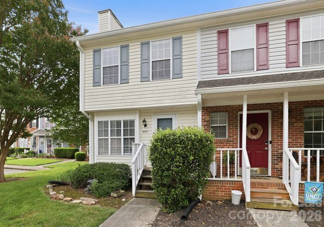 8237 Circle Tree Lane, Charlotte, NC 28277